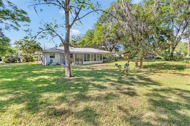 432 NW 2ND AVENUE, Williston, FL 32696