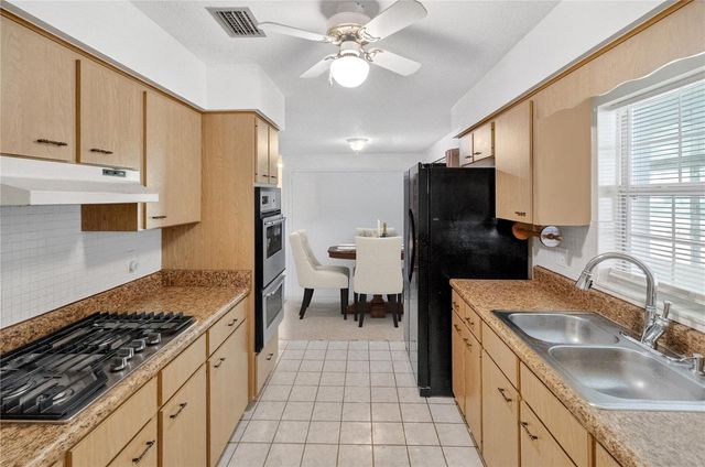 432 NW 2ND AVENUE, Williston, FL 32696