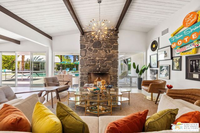 670 N Rose Avenue, Palm Springs, CA 92262
