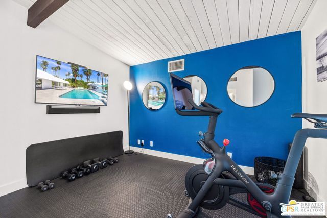 670 N Rose Avenue, Palm Springs, CA 92262