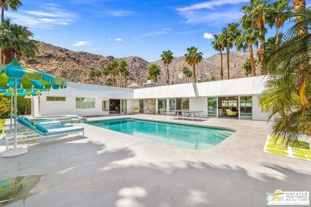 670 N Rose Avenue, Palm Springs, CA 92262