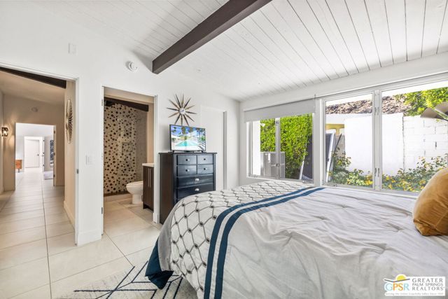 670 N Rose Avenue, Palm Springs, CA 92262
