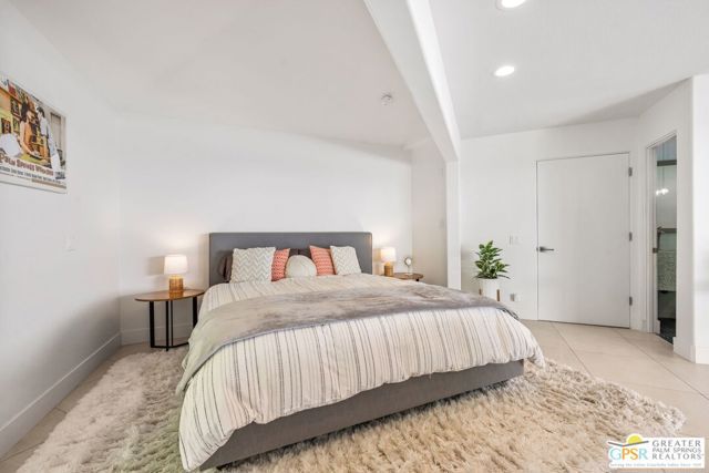 670 N Rose Avenue, Palm Springs, CA 92262