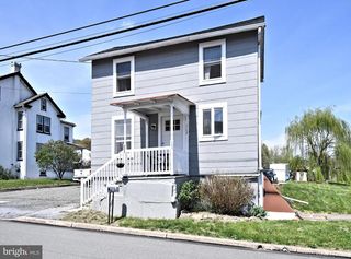 117 N CHURCH ST, Bally, PA 19504