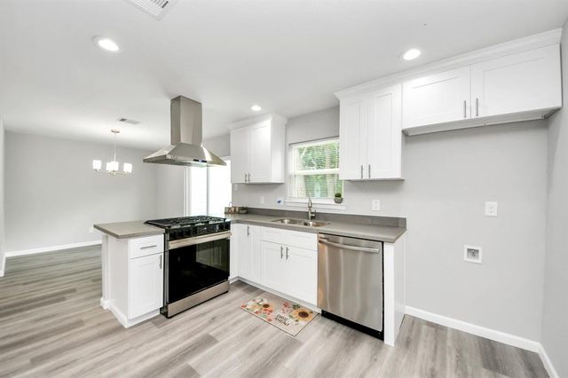 5634 Beldart Street, Houston, TX 77033