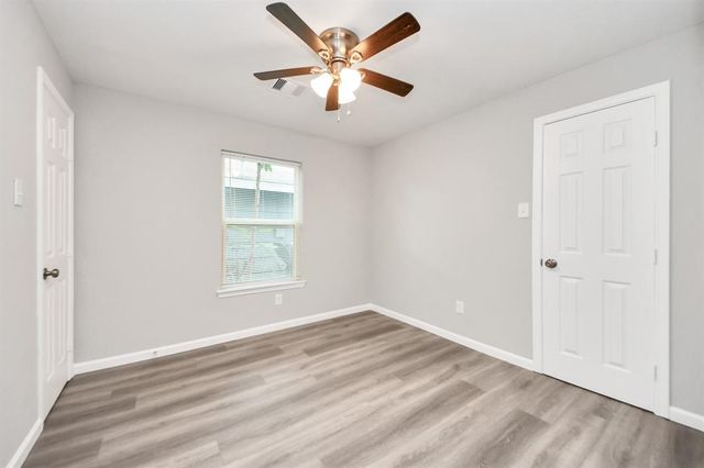 5634 Beldart Street, Houston, TX 77033