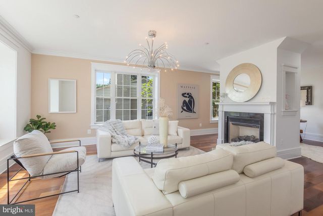 9715 SINGLETON DR, Bethesda, MD 20817