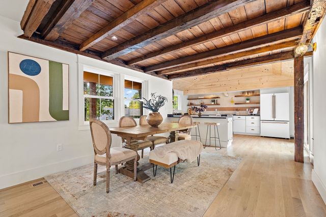 10 Noonhill Rd, Medfield, MA 02052