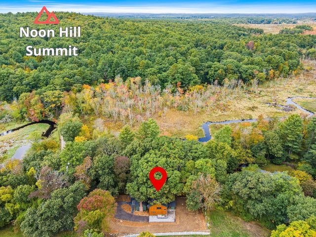 10 Noonhill Rd, Medfield, MA 02052