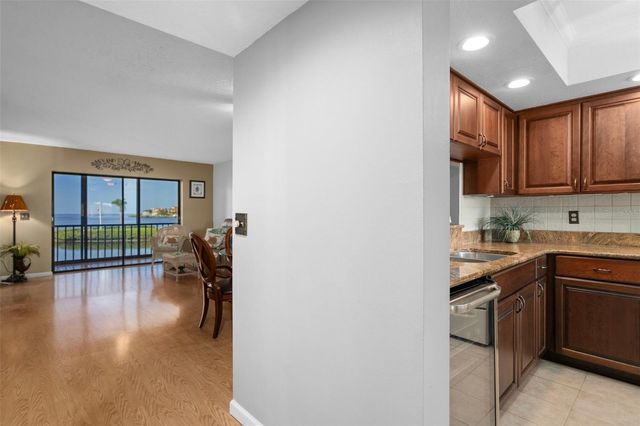 8251 BRENT STREET 915, Port Richey, FL 34668