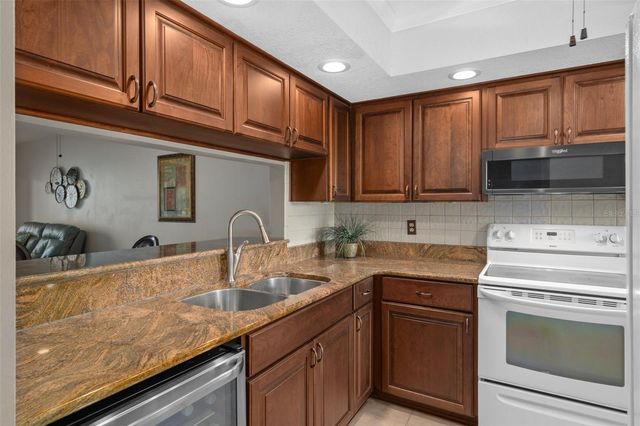 8251 BRENT STREET 915, Port Richey, FL 34668