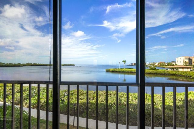 8251 BRENT STREET 915, Port Richey, FL 34668