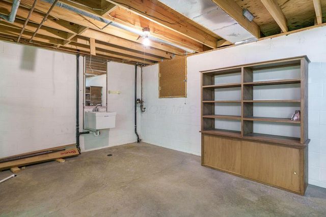 3266 Newgate Court, Dublin, OH 43017