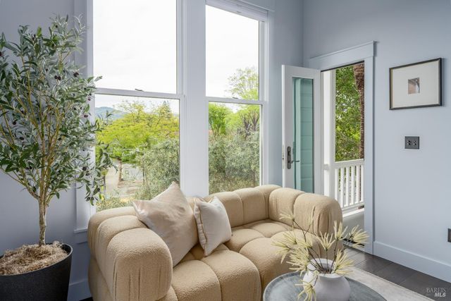 6555 Yount St, Yountville, CA 94599