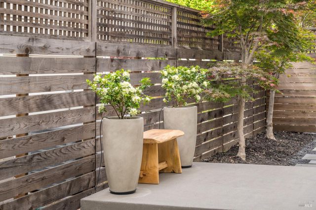 6555 Yount St, Yountville, CA 94599