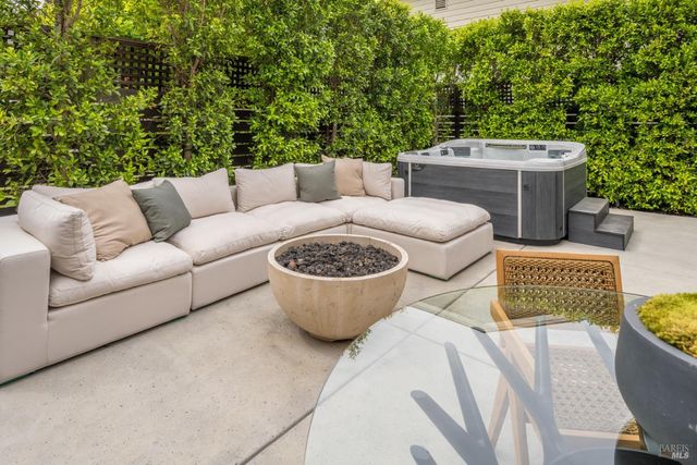 6555 Yount St, Yountville, CA 94599