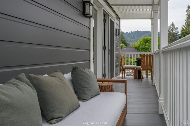 6555 Yount St, Yountville, CA 94599