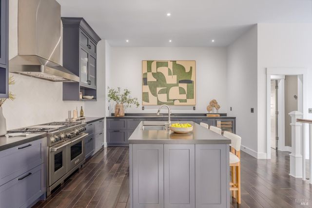 6555 Yount St, Yountville, CA 94599