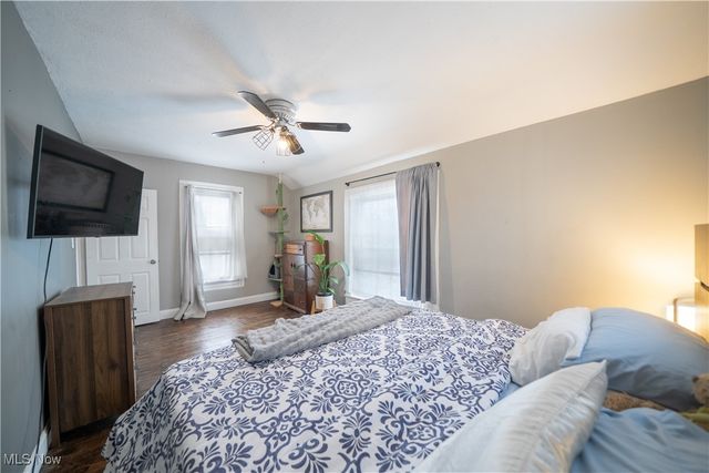 1573 Coutant Avenue, Lakewood, OH 44107