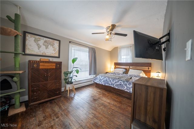 1573 Coutant Avenue, Lakewood, OH 44107