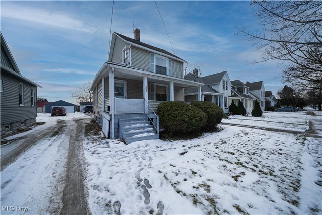 1573 Coutant Avenue, Lakewood, OH 44107