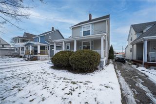 1573 Coutant Avenue, Lakewood, OH 44107