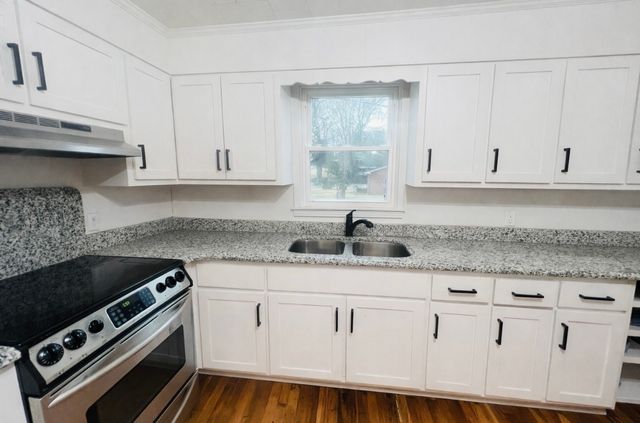 299 W Shellsford Rd, Mcminnville, TN 37110