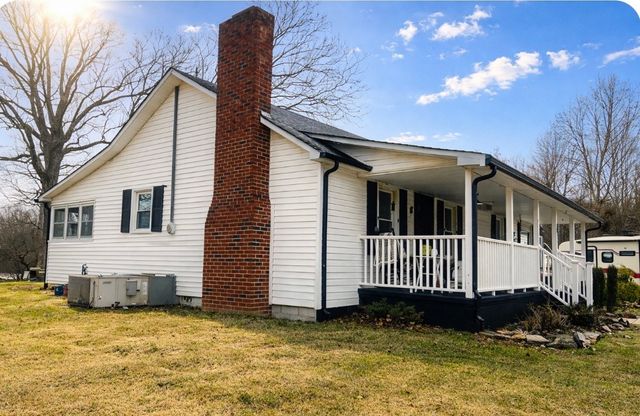 299 W Shellsford Rd, Mcminnville, TN 37110