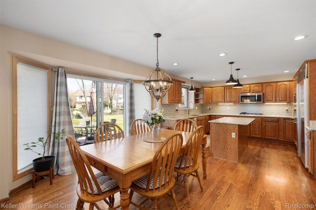 14765 Sparrow Drive, Shelby Charter Township, MI 48315