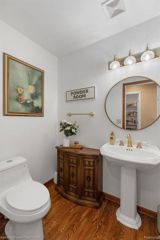 14765 Sparrow Drive, Shelby Charter Township, MI 48315