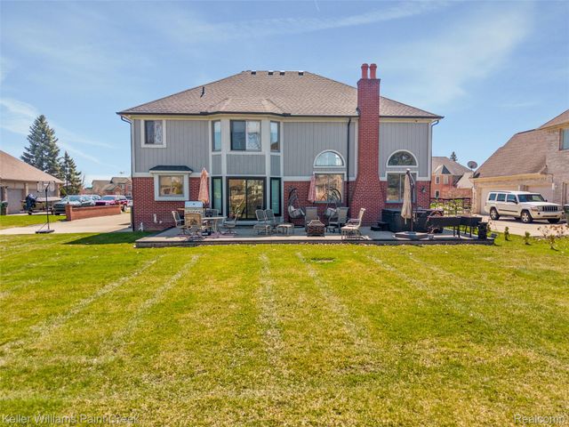 14765 Sparrow Drive, Shelby Charter Township, MI 48315