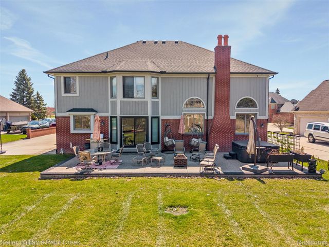 14765 Sparrow Drive, Shelby Charter Township, MI 48315