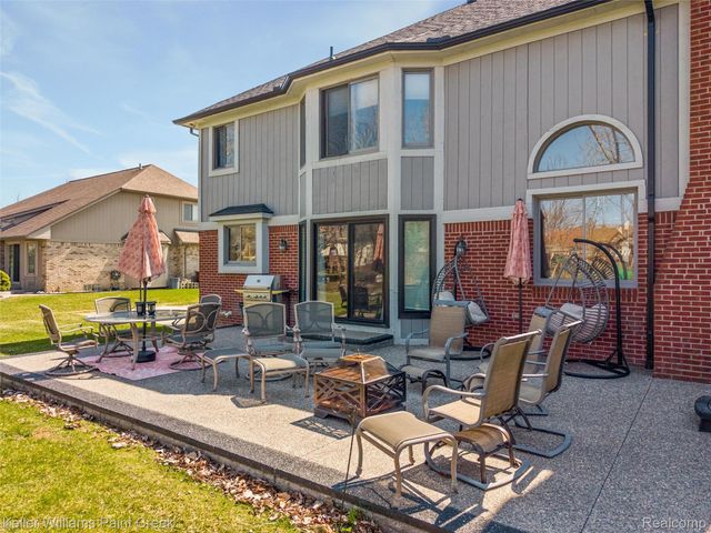 14765 Sparrow Drive, Shelby Charter Township, MI 48315