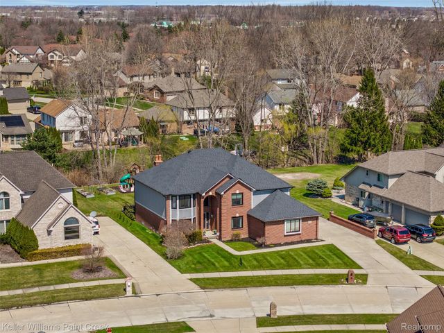 14765 Sparrow Drive, Shelby Charter Township, MI 48315