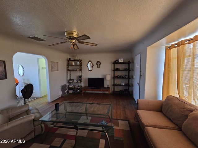 618 E 8TH Street, Casa Grande, AZ 85122