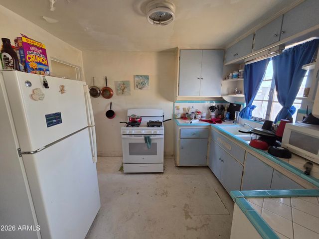 618 E 8TH Street, Casa Grande, AZ 85122