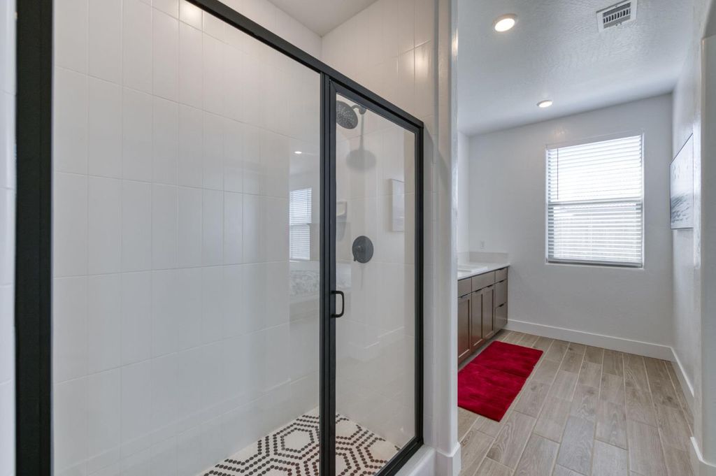 Image 45 of property listing at 7213 E Brown Ave, Fresno, CA 93737