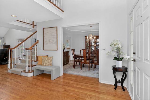 915 Rock Spring Road, Naperville, IL 60565