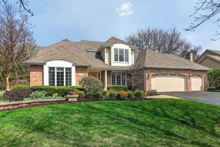 915 Rock Spring Road, Naperville, IL 60565