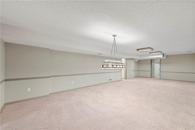 205 NE Shoreview Drive, Lee's Summit, MO 64064