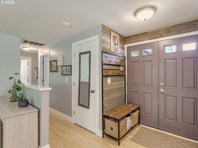 8313 Se JENNINGS Ave, Milwaukie, OR 97267