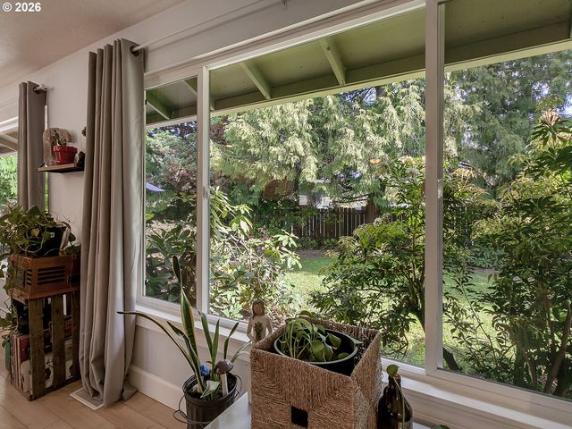 8313 Se JENNINGS Ave, Milwaukie, OR 97267