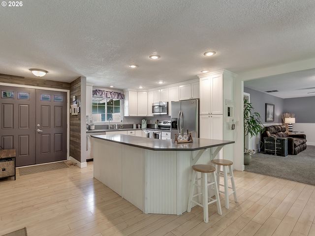 8313 Se JENNINGS Ave, Milwaukie, OR 97267