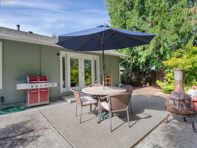 8313 Se JENNINGS Ave, Milwaukie, OR 97267