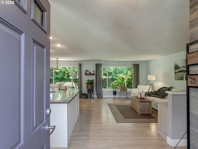 8313 Se JENNINGS Ave, Milwaukie, OR 97267