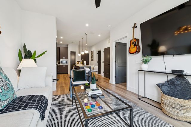 303 31st Ave N Apt 308, Nashville, TN 37203