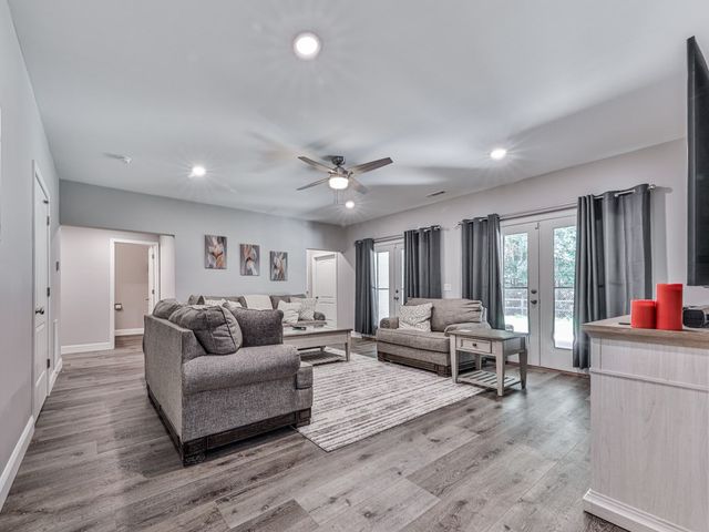 430 Cajun Drive, Ellijay, GA 30540