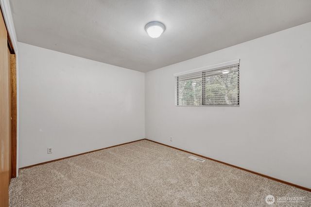 20828 116th Avenue SE, Kent, WA 98031