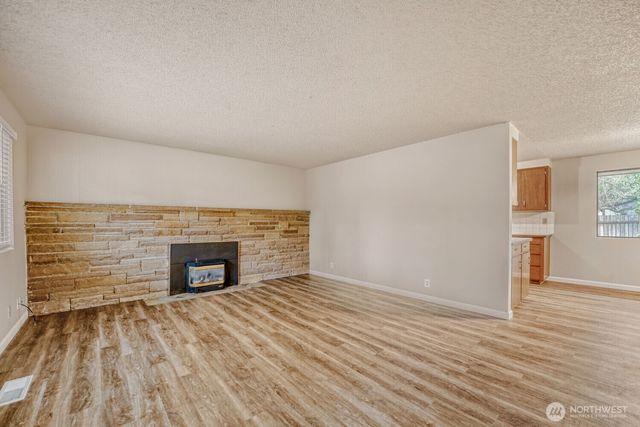 20828 116th Avenue SE, Kent, WA 98031