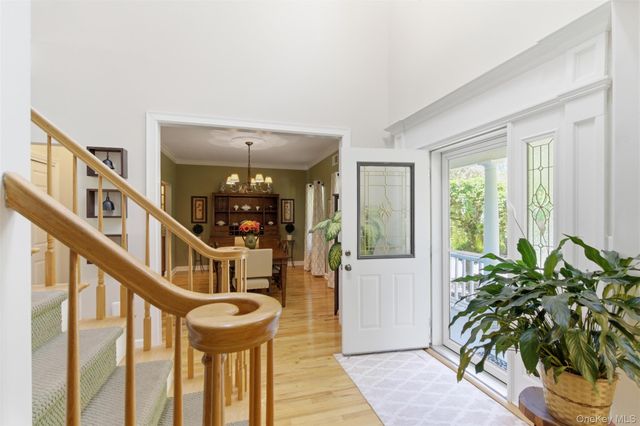 15 Framingham Lane, Shoreham, NY 11786